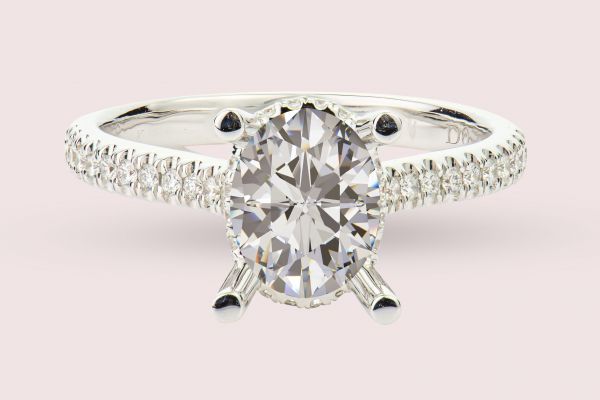 18kt White Gold Oval Engagement Ring